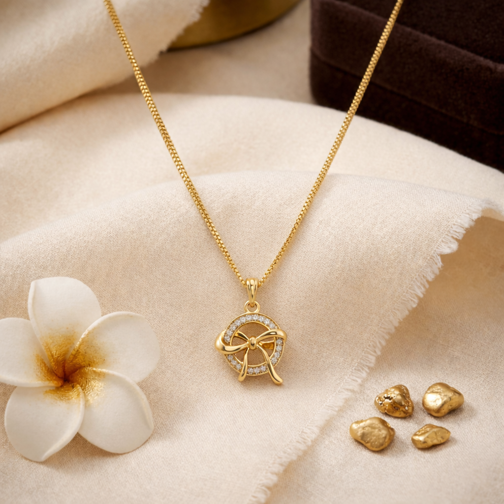 Aurizaa Kiara - 18K Gold Plated Bow Pendant Chain