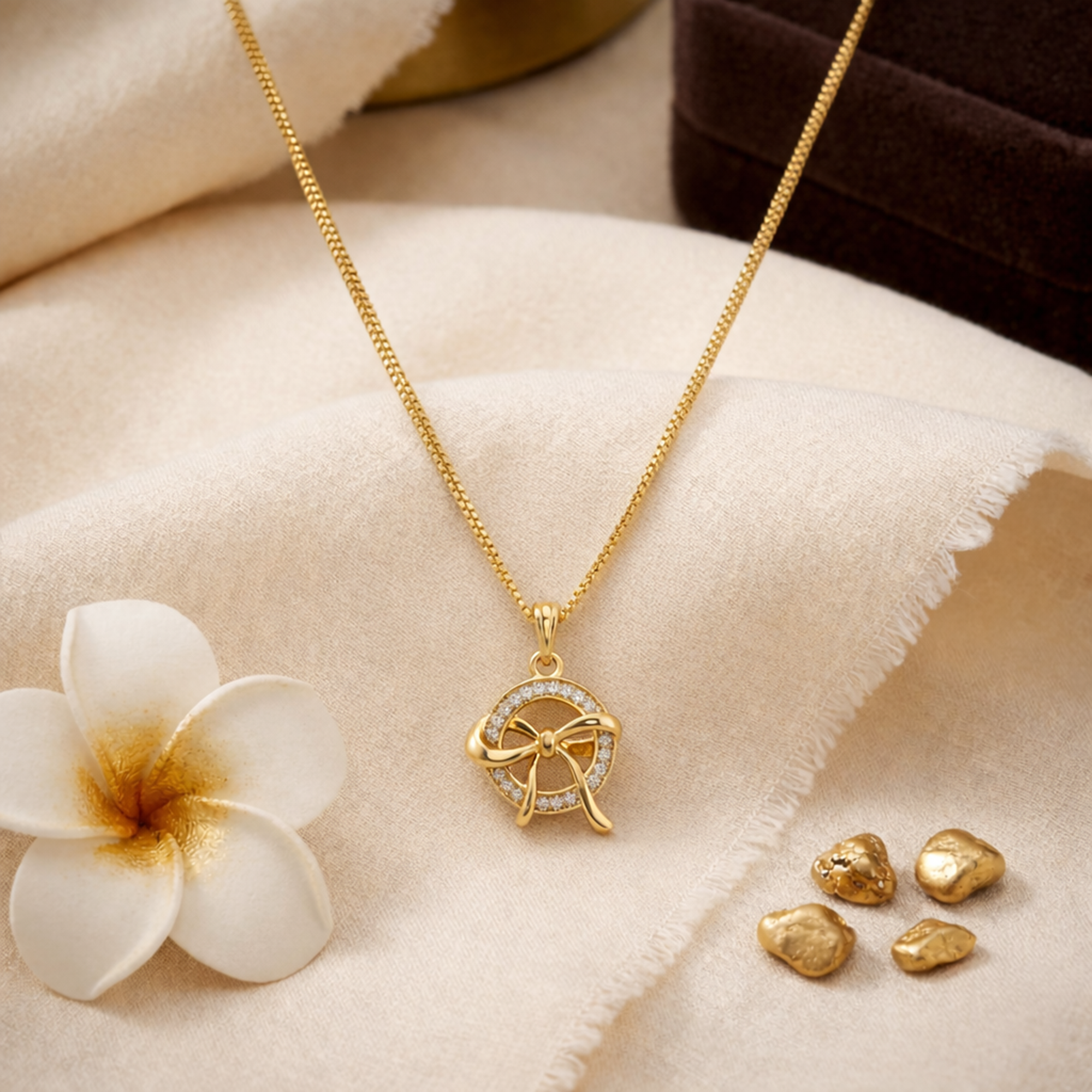 Aurizaa Kiara - 18K Gold Plated Bow Pendant Chain
